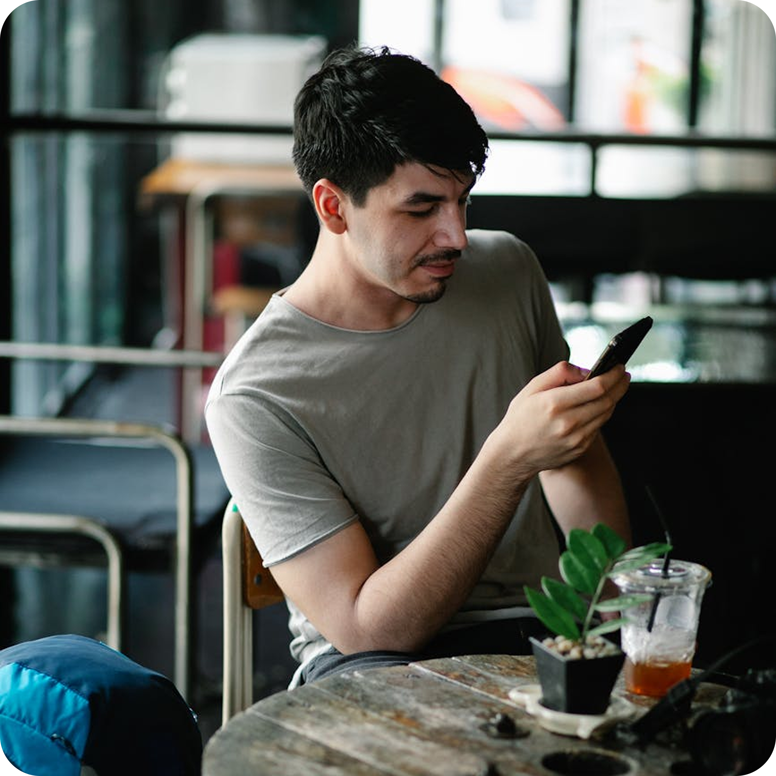 Vybe — Real-Time Social Media App for Creative Communities